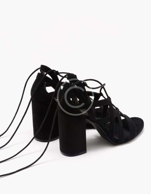 Block High Heel Sandals With Straps and Laces - Image 4